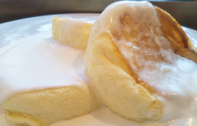  ishiya（イシヤ） 日本橋のプレーンのパンケーキはふかふかの羽毛布団みたい！？【コレド室町テラス】